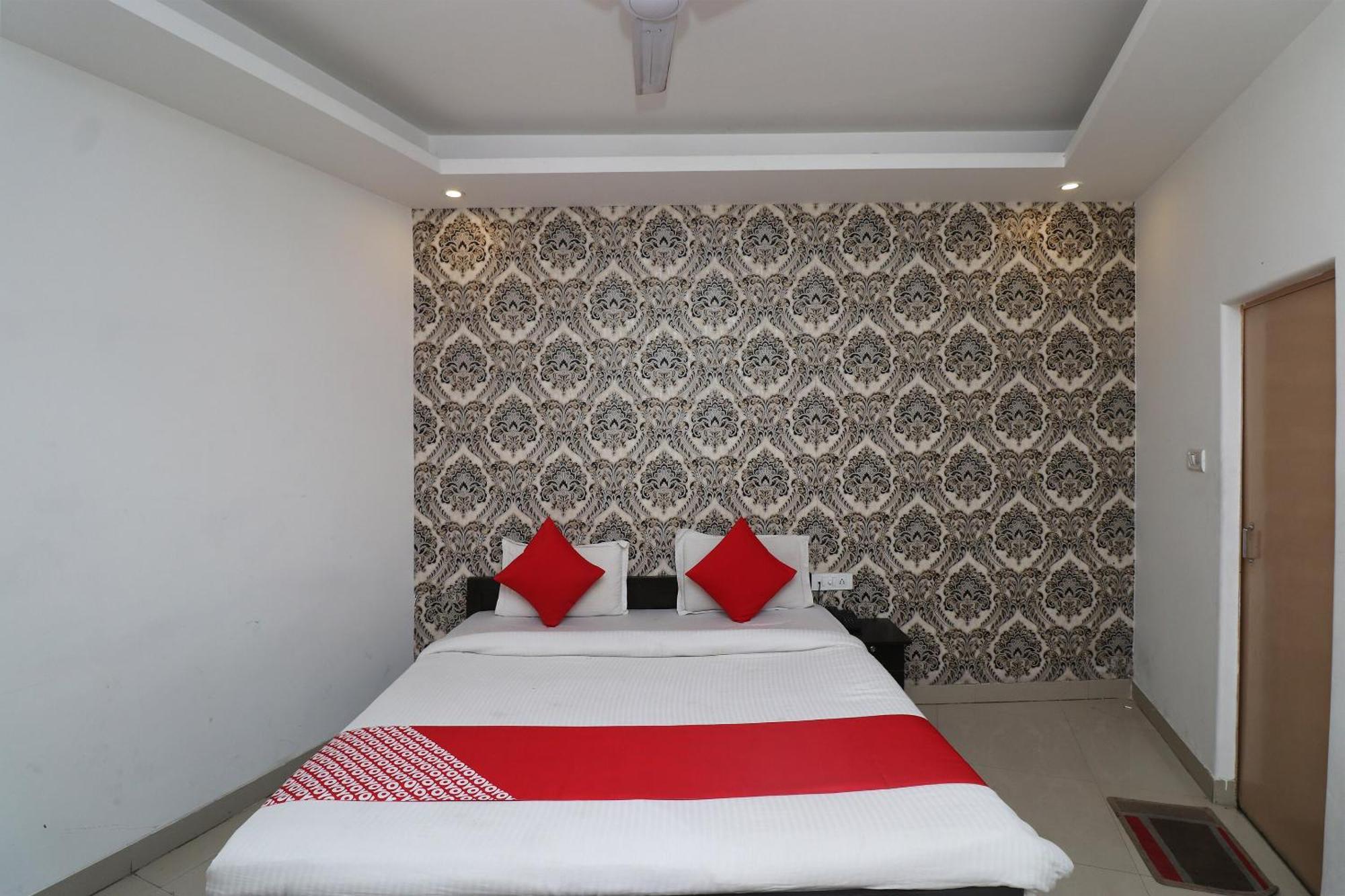 Oyo Flagship Hotel Daimond New Delhi Buitenkant foto