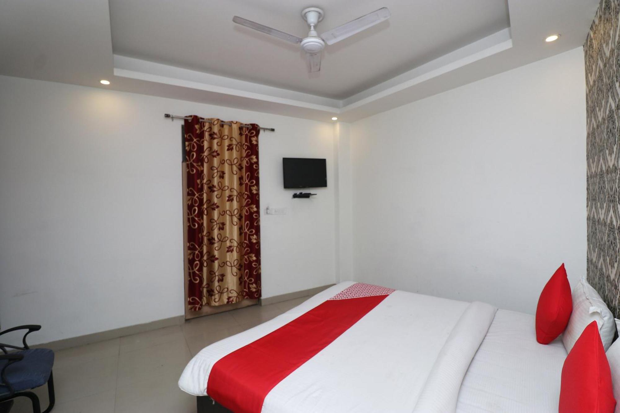 Oyo Flagship Hotel Daimond New Delhi Buitenkant foto