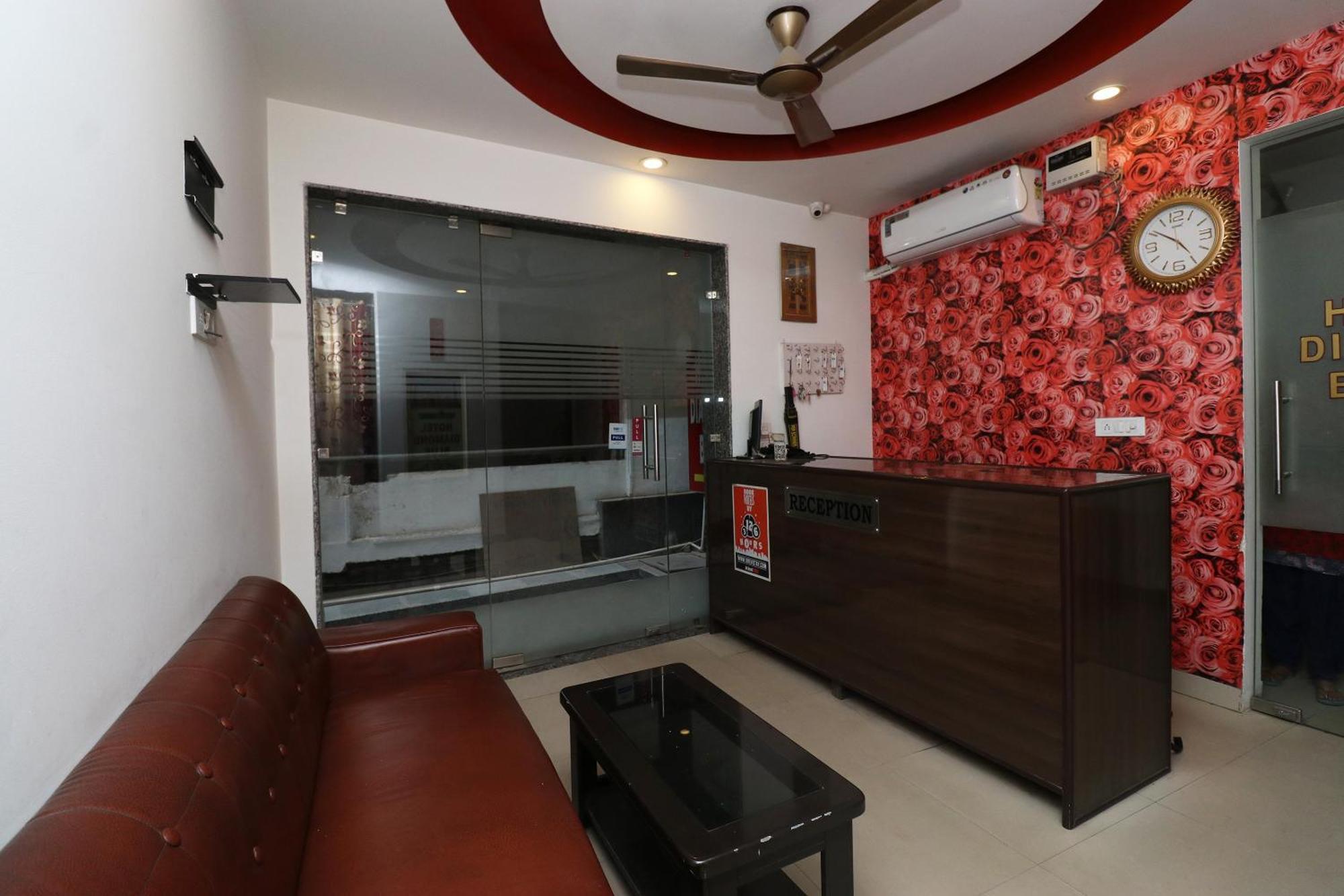 Oyo Flagship Hotel Daimond New Delhi Buitenkant foto